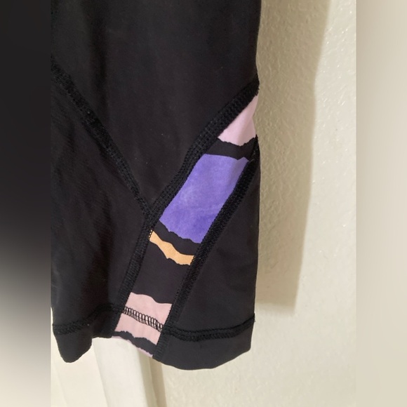 Lululemon Run Inspire Crop II *Block-It Pocket - Picture 6 of 10